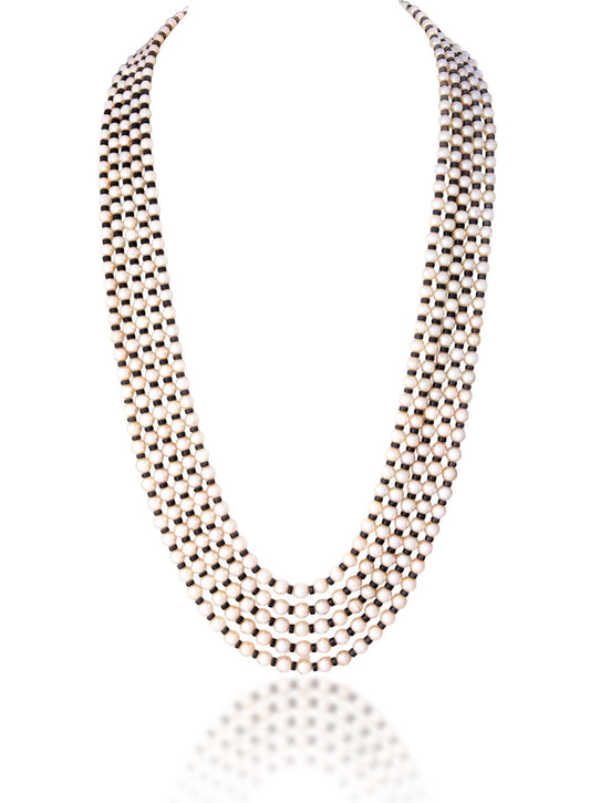 CULTURED PEARL STRAND WITH BLUE ONYX