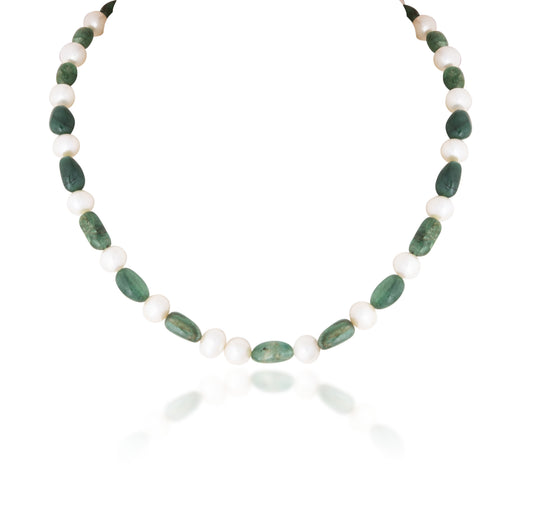 CULTURED PEARL & ZAMBIAN EMERALD
