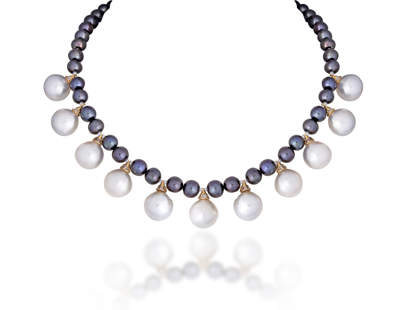 1 LINE TAHITIAN PEARL STRAND WITH SHELL PEARLS