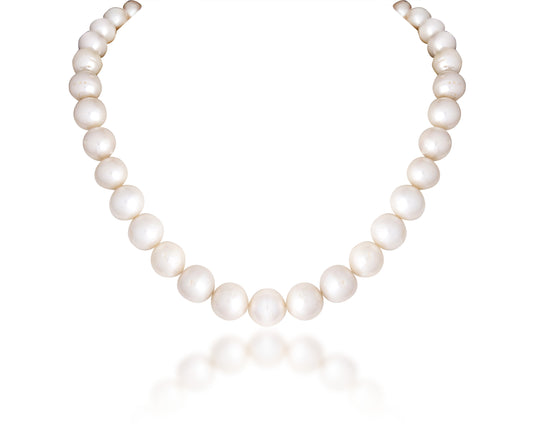 WHITE SOUTH SEA PEARLS STRAND